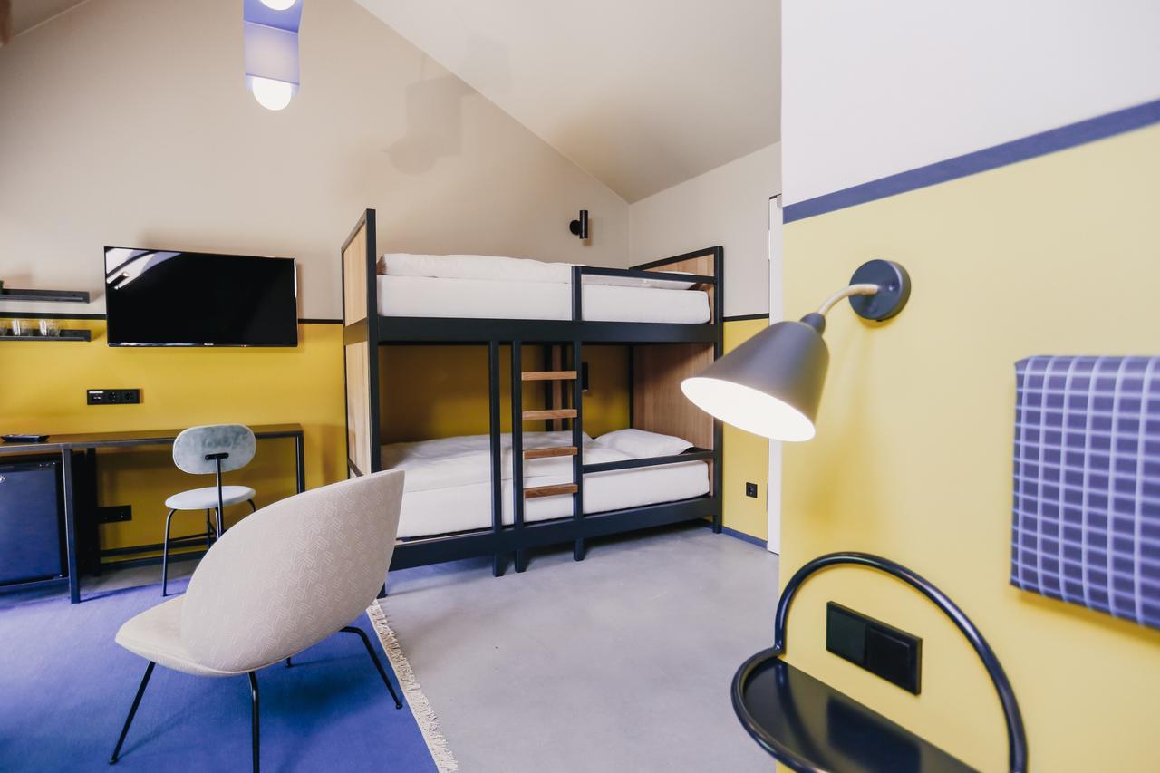 Hotel Am Kloster - Domaene Moellenbeck رنتلن المظهر الخارجي الصورة