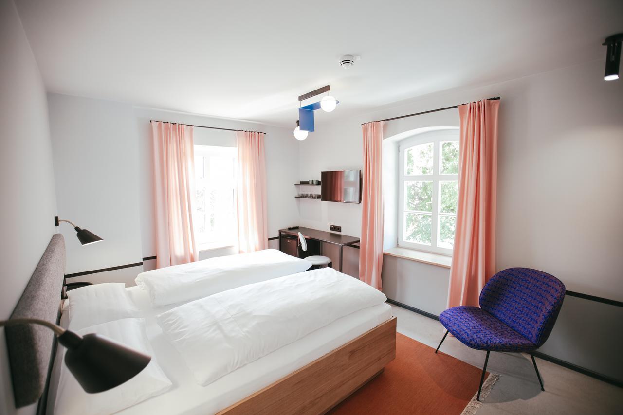 Hotel Am Kloster - Domaene Moellenbeck رنتلن المظهر الخارجي الصورة